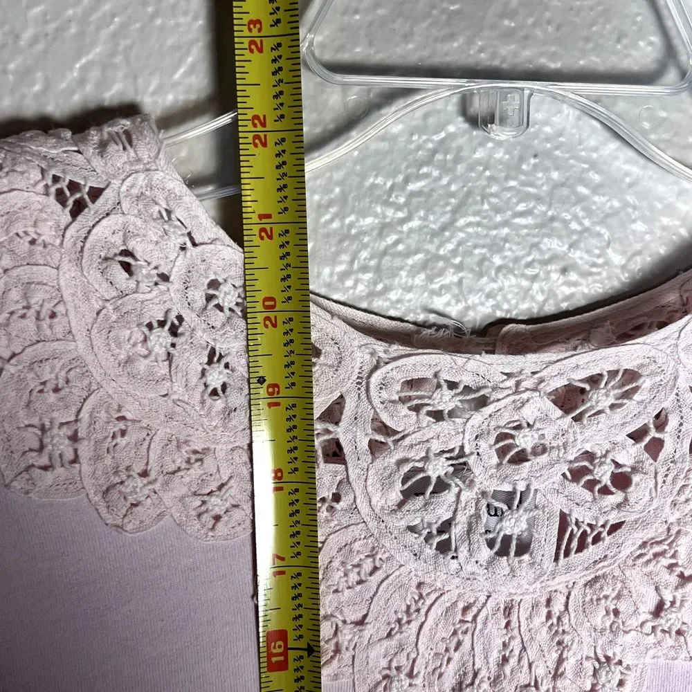 Westbound Petites Top PS Pink 100% Cotton Short Sleeve Crochet Lace Neckline - Picture 8 of 10